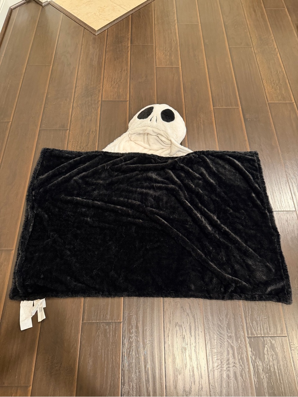 Disney Nightmare Before
Christmas Jack Skellington
Hooded Wearable Blanket